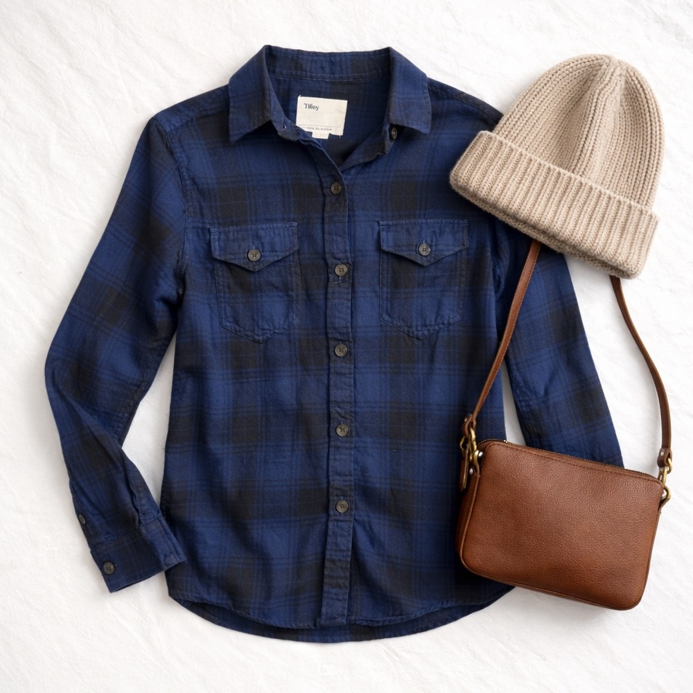 Tilley Blue Plaid Flannel Shirt Women’s Small 100% Cotton Button Down Cabincore